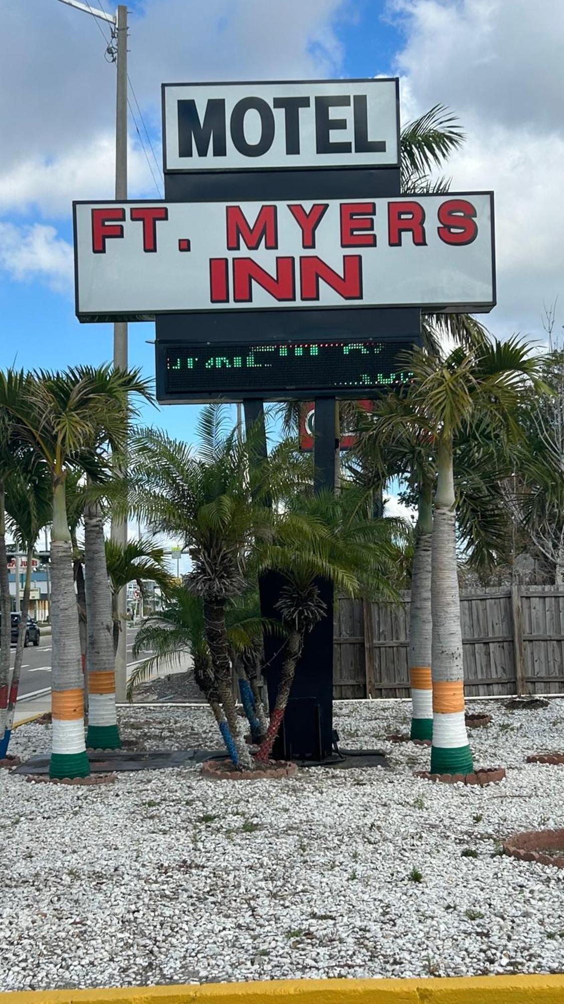 Fort Myers Inn Екстер'єр фото