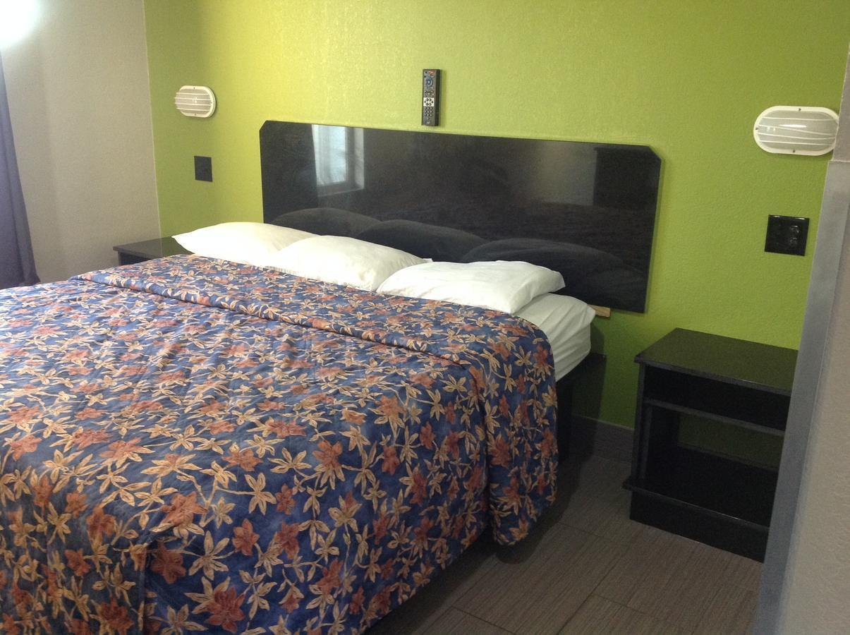 Fort Myers Inn Екстер'єр фото