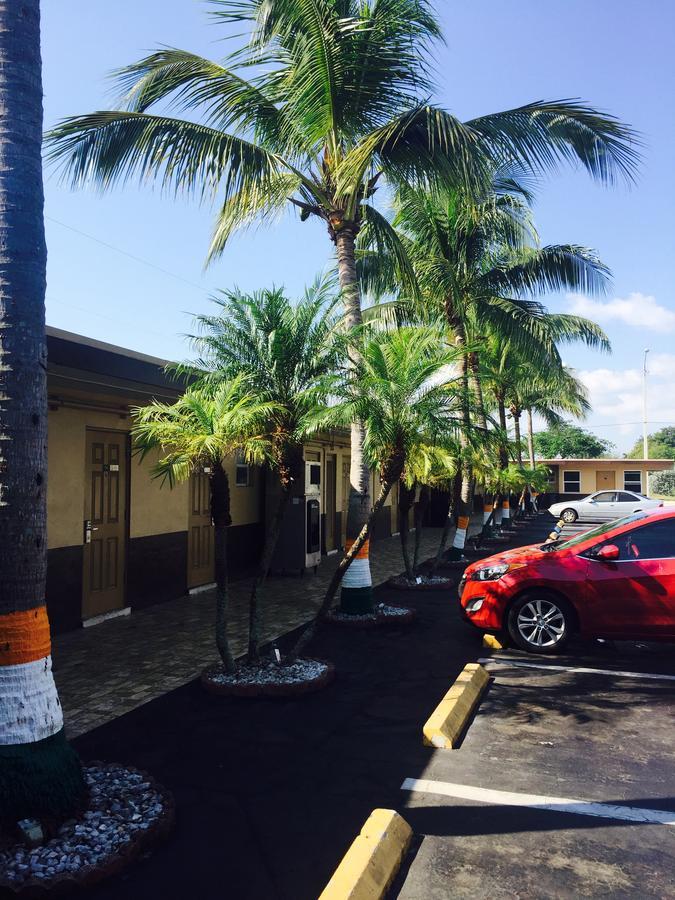 Fort Myers Inn Екстер'єр фото